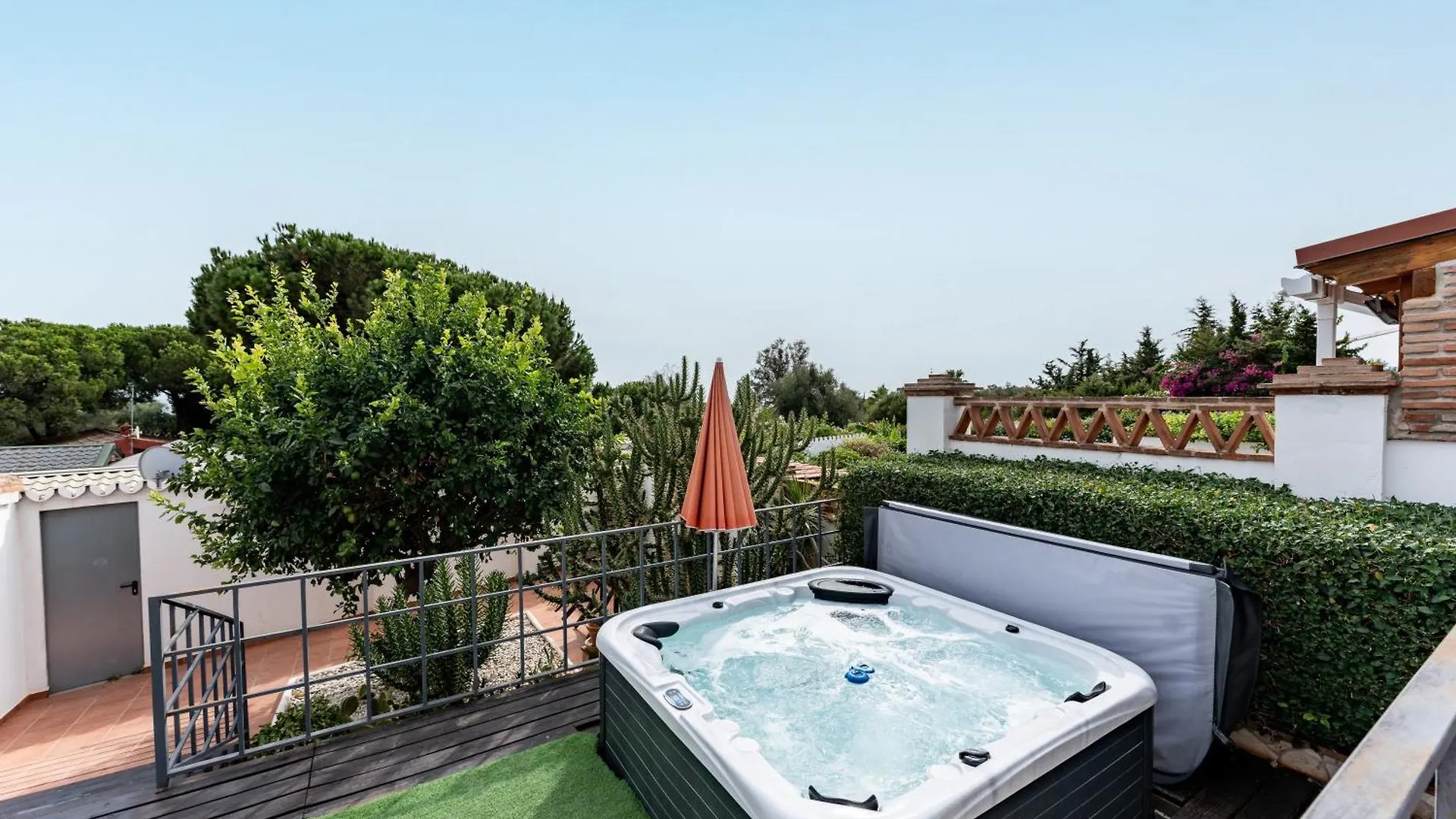 Casa Gosia Bungalow Cabopino Marbella 0*,  Spain
